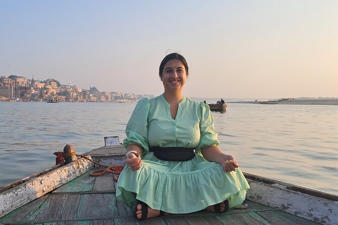 One Day Admirable tour in Varanasi Private Guided Tour - Banaras ghats walk: seeing the river in steps