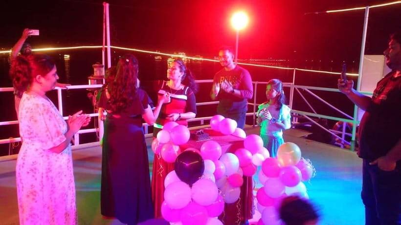 Panaji: Dinner Cruise in Goa with Hotel Transfer and 2 Beers - Key highlights at a glance