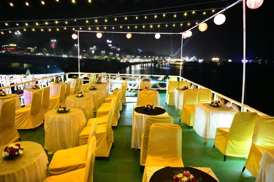 Panaji: Dinner Cruise in Goa with Hotel Transfer and 2 Beers - Price and value: what you’re really paying for at around $20
