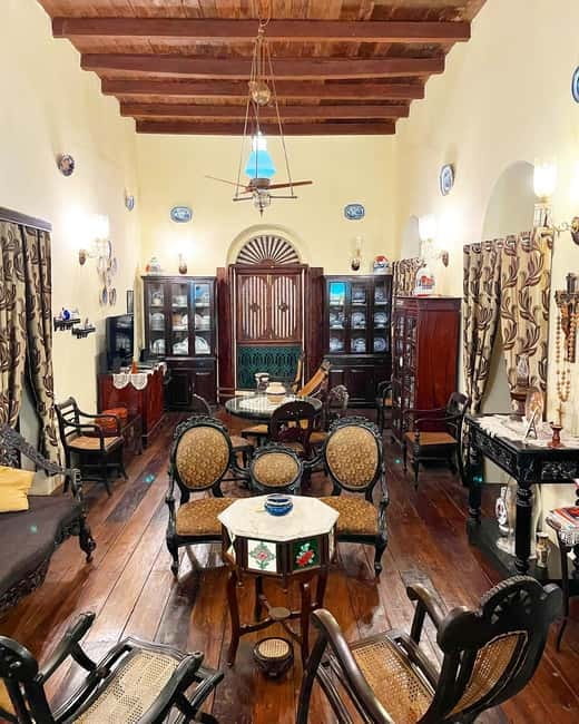 Panaji: Heritage Walking Tour in Fontainhas Latin Quarter - Price and value: why $10 makes sense here