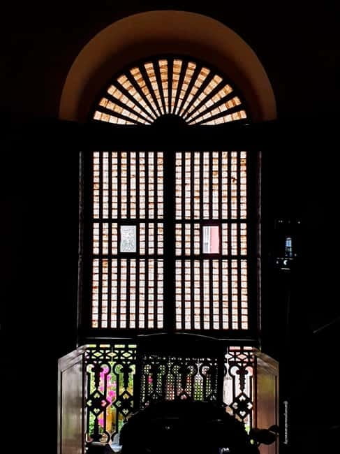 Panaji: Heritage Walking Tour in Fontainhas Latin Quarter - The bakery stop: the taste of Portuguese-Goan fusion