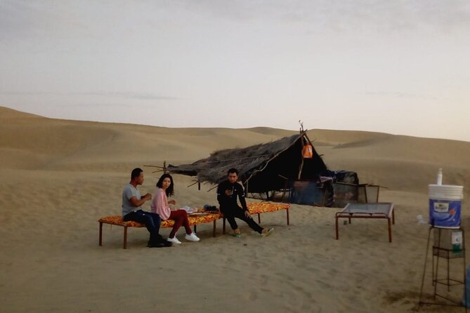 Pleasant Sunset Safari With Dinner On Dunes (From 2:00 PM to Approx. 10:00 PM) - Guides, small groups, and what you’ll actually get from the people there
