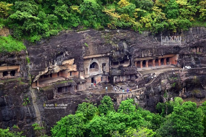 Private 2 Days Tour: Ajanta Ellora Caves and Aurangabad City - Price and logistics: is $92.80 per group good value?