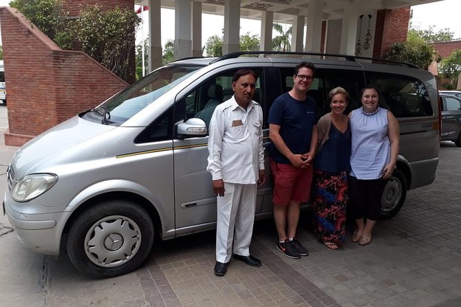 Private Agra Tour: Taj Mahal, Baby Taj & Lunch from Delhi by Car - Best way to enjoy Agra Fort after the Taj: big scale, fewer bottlenecks