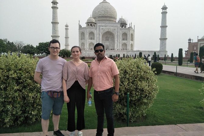 Private Agra Tour: Taj Mahal, Baby Taj & Lunch from Delhi by Car - Lunch at DoubleTree by Hilton Agra: when the hotel buffet is worth it