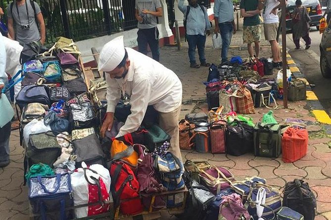 Private Combo Tours Sightseeing + Dharavi Slum + Dhobi Ghat & Dabbawalas - Dharavi walking tour, small-scale industry and a real look at recycling life