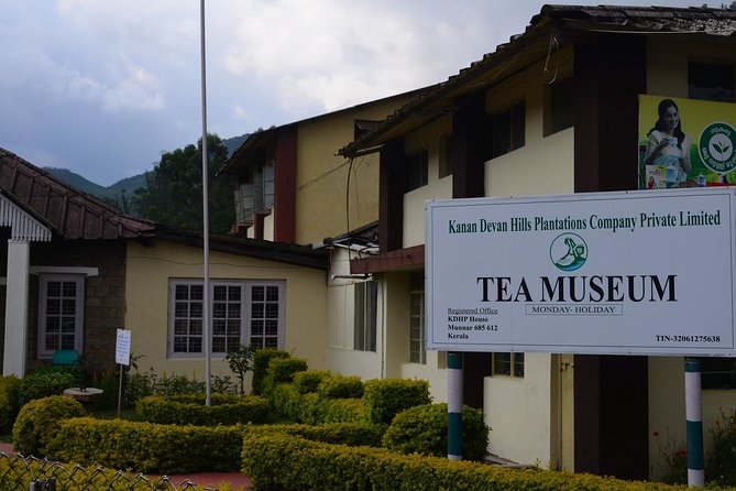 Private Day Trip to Munnar from Kochi (Cochin) - Why Munnar Feels So Different After Leaving Kochi