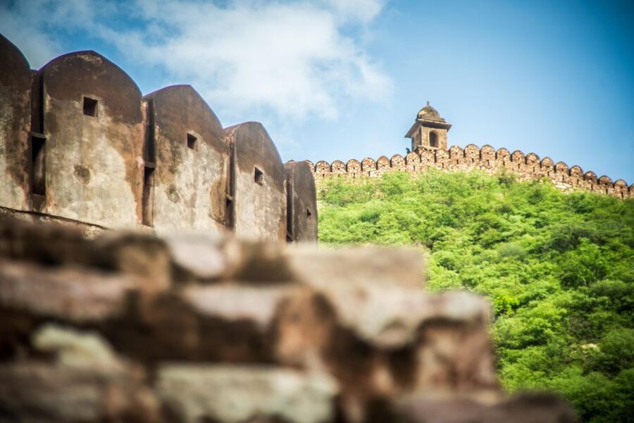 Private Full-Day Jaipur Guided Tour with Monkey Temple - Gaitor Ki Chhatriyan and City Palace, Royal Tombs and Still-Used Rooms