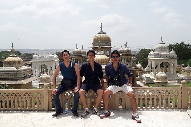 Private Full-Day Jaipur Sightseeing by Car - Hawa Mahal, Palace of Breeze: seeing the famous facade without the stress