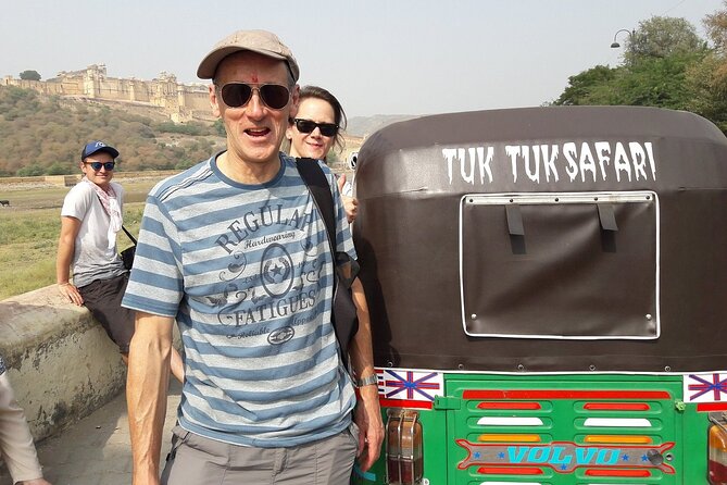 Private Full Day Jaipur Sightseeing Tour By Tuk Tuk - Jal Mahal: quick views from the edge of Man Sagar Lake