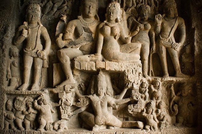 Private Full-Day Mumbai City Tour with Elephanta Caves Excursion - Gateway of India, CST, and quick classic photo stops