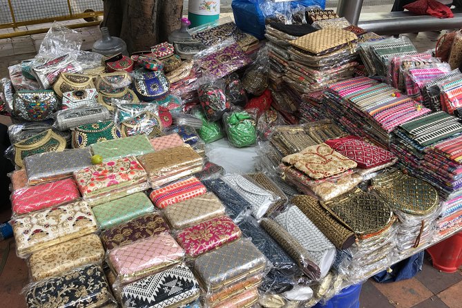 Private Full Day Shopping Tour in New Delhi - Connaught Place: the easiest first market stop