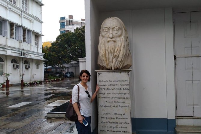Private Full Day Sightseeing Tour of Kolkata - Victoria Memorial Hall, Mughal-British blend and a big-city perspective