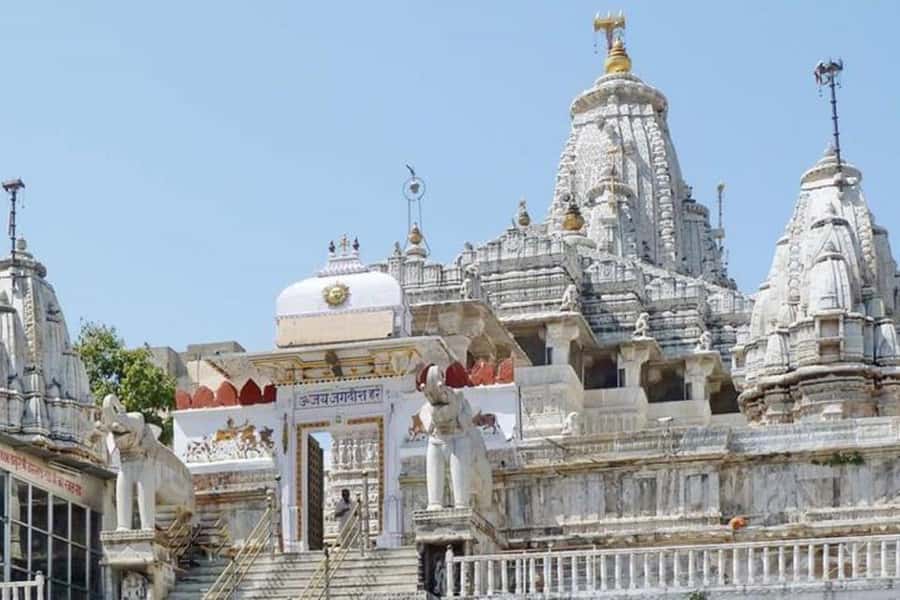 Private Full-Day Udaipur City Tour with Guide - City Palace Museum and the Crystal Gallery inside the royal compound