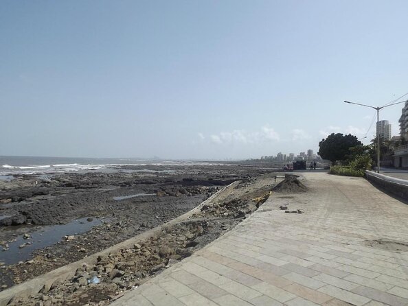 Private Guided Open Jeep Tour in Bandra Queen of Suburbs - Pickup, Meeting Point, and a Smooth Start at Bandra Fort