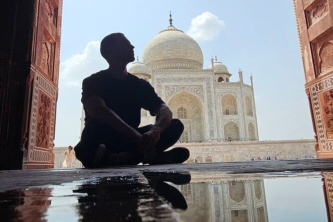Private Guided Taj Mahal Same-Day/ Sunrise Tour from Delhi by Car - Local bazaars and optional lunch in Agra
