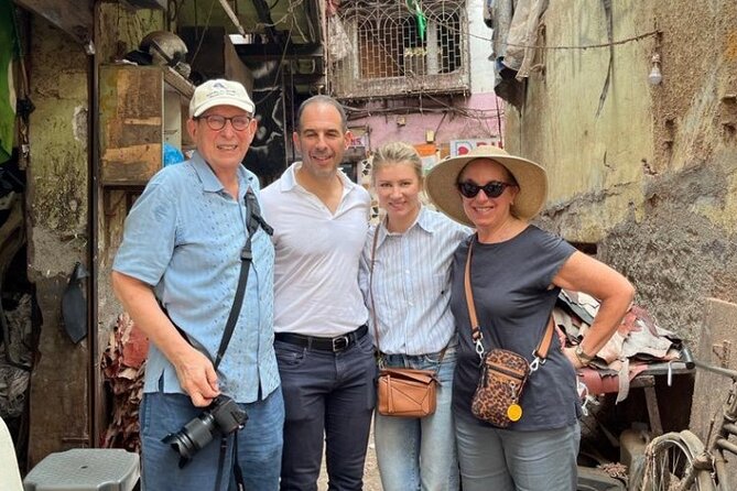 Private Guided Walking Tour in Dharavi Slums - Stop 1 in Mahim: where Dharavi’s story starts
