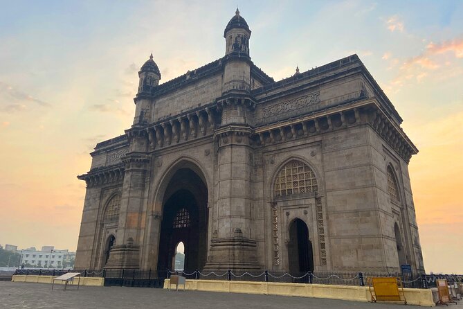 Private Half-Day Bombay Sightseeing Tour with Guide and Transportation - Pickup, car comfort, and the reality of Mumbai traffic