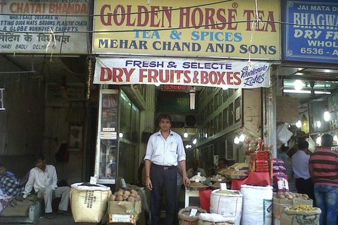 Private Half-Day Guided Shopping Tour with Transfer in Delhi - Pickup and private transfers: when time in Delhi matters