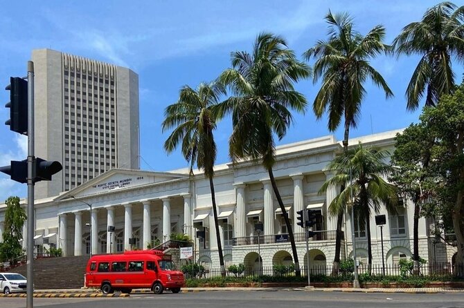 Private Half Day Mumbai City Tour including AC vehicle. - Start at General Post Office, Then Let the Driver Handle the Streets
