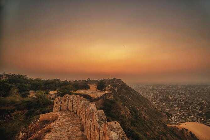 Private Jaipur Night Tour with Nahargarh Sunset Views - Albert Hall Museum After Dark: The Yellow Glow Moment