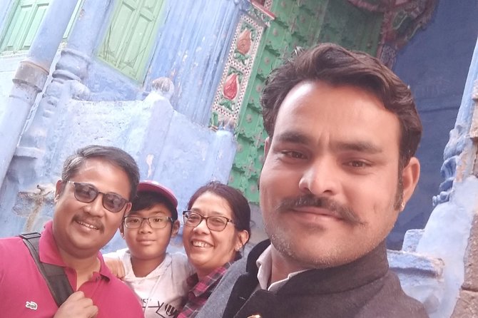 Private Jodhpur Blue City Tour with Hotel Pickup and Drop-off - Stop 3: Navchowkiya, a local pocket away from the busiest clicks