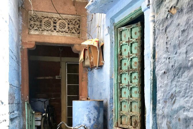 Private Jodhpur Blue City Walking Tour with Guide - Stop 2: Toorji Ka Jhalra Step Well, Built in the 1740s