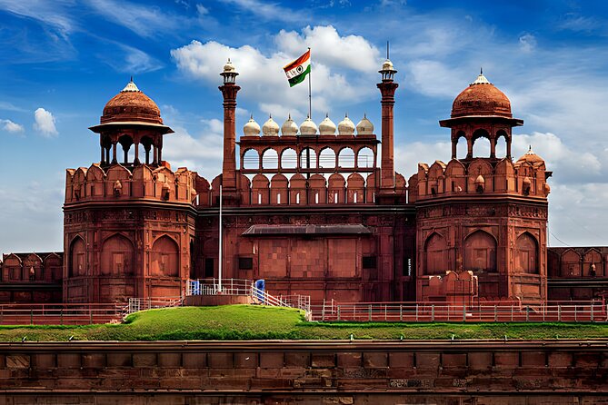 Private Luxury Full Day New and Old Delhi City Tour - Parliament and Rashtrapati Bhavan, explained without the heavy lecture