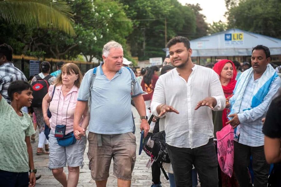Private Mumbai Sightseeing & Dharavi Slum Tour - Who This Tour Suits Best, and Who Might Prefer Something Else
