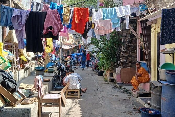 Private Mumbai Sightseeing Tour with Pickup, Car & Guide - Dharavi: seeing work and community with respect