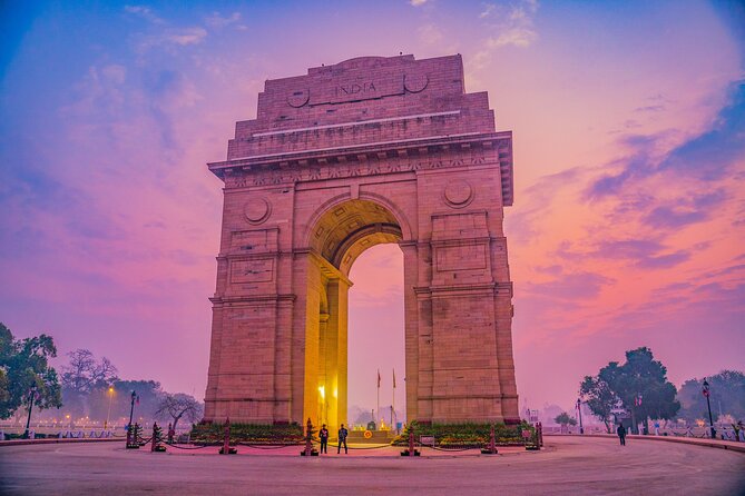 Private Old and New Delhi City Full Day or Half Day Tour - Qutub Minar: the UNESCO tower you’ll remember