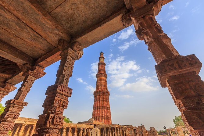 Private Old and New Delhi Sightseeing Tour - Qutb Minar: a towering landmark with real historical weight