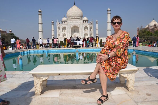 Private Skip The Line Taj Mahal Sunrise Tour - Entrance Fees, Bottled Water, and Why the Inclusions Matter