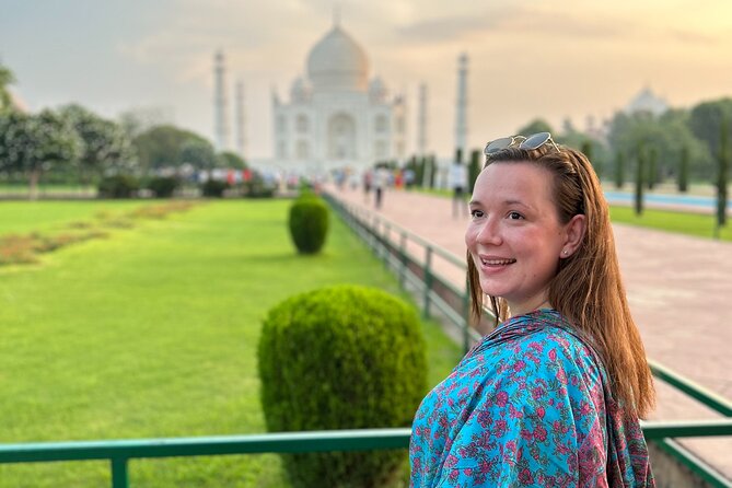 Private Sunrise Taj Mahal & Agra Tour from Delhi by Luxury Car - Private luxury car logistics: what door-to-door really means