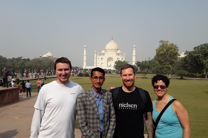 Private Sunrise Taj Mahal Tour by Car from Delhi - All Inclusive - Taj Mahal sunrise visit: what to focus on when the world is still quiet