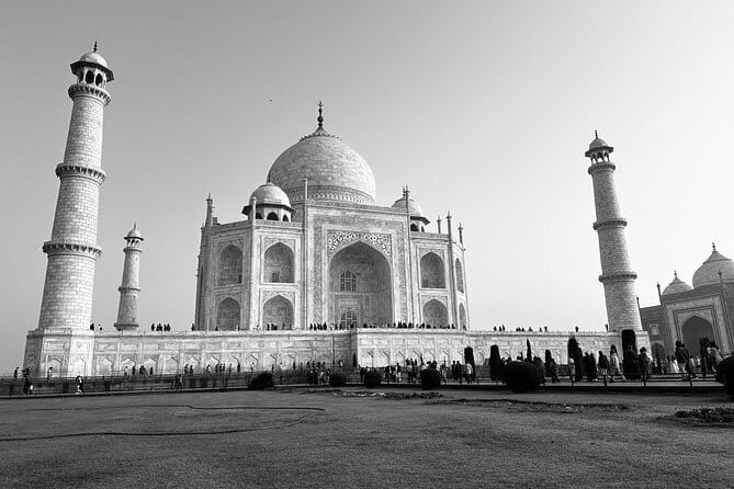Private Sunrise Taj Mahal Tour - " Round Trip from Delhi by Car " - Why a private sunrise Taj trip works from Delhi