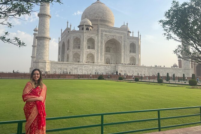 Private Taj Mahal & Agra Day Tour from Delhi by Express Train - Why the express train day trip feels more relaxed than it sounds