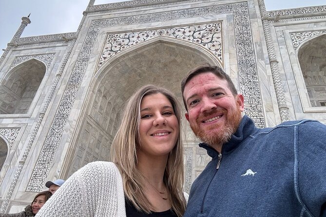 Private Taj Mahal and Agra Day Tour from Delhi-All Inclusive - A private Agra run from Delhi, timed for your day