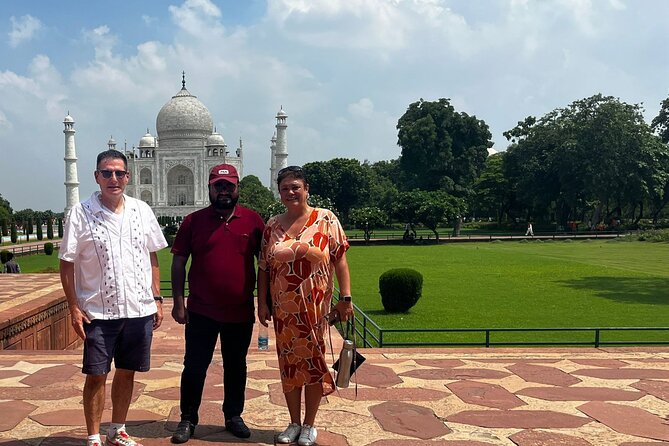 Private Taj Mahal city tour - Sadar Bazaar and marble shopping without the stress