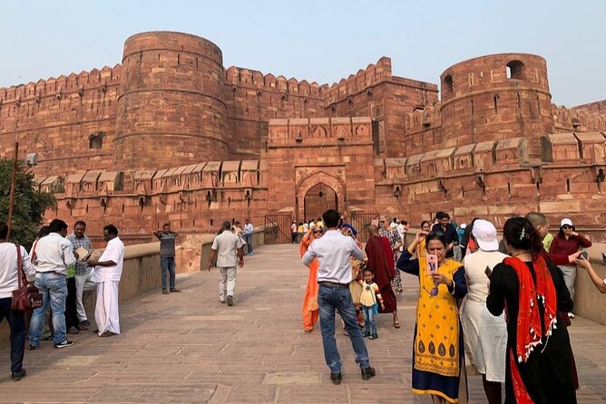 Private Taj Mahal Tour by Gatimaan Express Train - Hotel pickup, the 2 AM sunrise start, and where you meet the driver