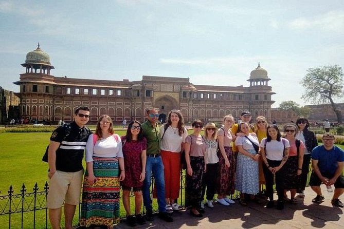 Private Taj Mahal Tour By Superfast Train From Delhi - Courtyard Agra Lunch at a 5-Star Hotel, Then Back Outside