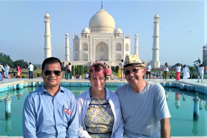Private Tour Guide For Taj Mahal And Agra Fort - Pickup, meeting points, and how the day flows