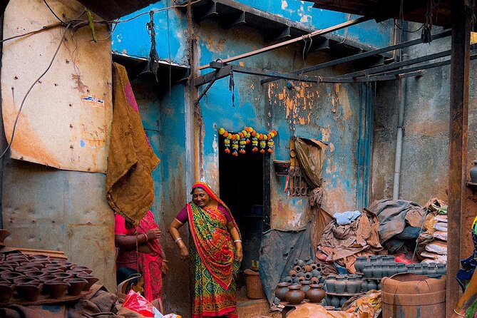Private Tour in Mumbai Slum with Sightseeing - Dharavi Slum for 3 hours: learning without turning it into a circus