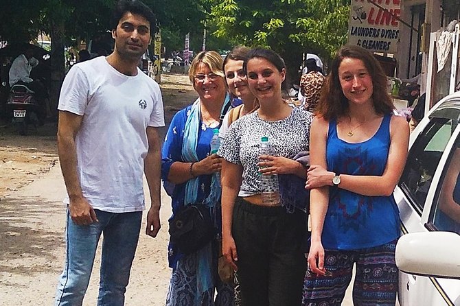 Private transfer Delhi to Agra - The Drive: Comfort, Safety, and What to Do With Breaks