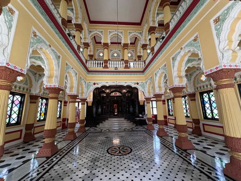 Pune: Sacred Sites Half Day Tour with Snacks (AC Car Tour) - ISKCON NVCC Pune: devotional style, explained in plain English