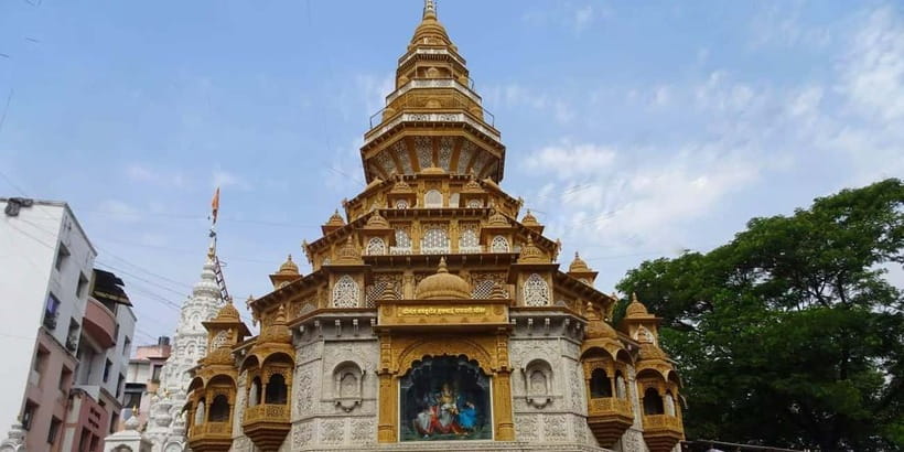 Pune: Sacred Sites Half Day Tour with Snacks (AC Car Tour) - Snacks and local flavors: what you might eat on the route