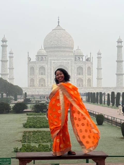 Rent a sari or kurta pajama for Taj Mahal visit & picture - Comfort and Cleanliness: How to Think About Rent