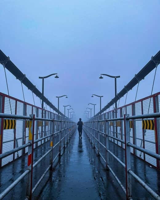 Rishikesh Spiritual Evening Tour with Sacred Ganga Aarti - Ganga Beach: why this stop breaks up the big ceremonial energy