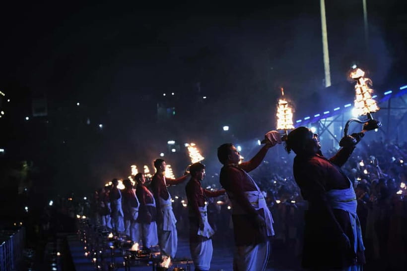 Rishikesh Spiritual Evening Tour with Sacred Ganga Aarti - Geeta Bhawan: a teaching stop that adds meaning beyond the lights
