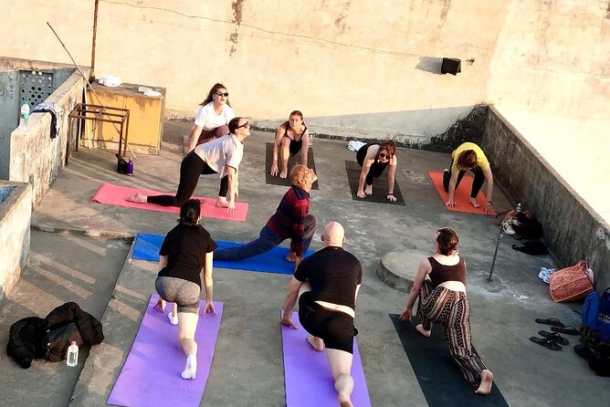 Rooftop Yoga in Jaipur – Includes Transport, Tea & Instructor - What Makes Guru Ashok Sharma’s Instruction Different